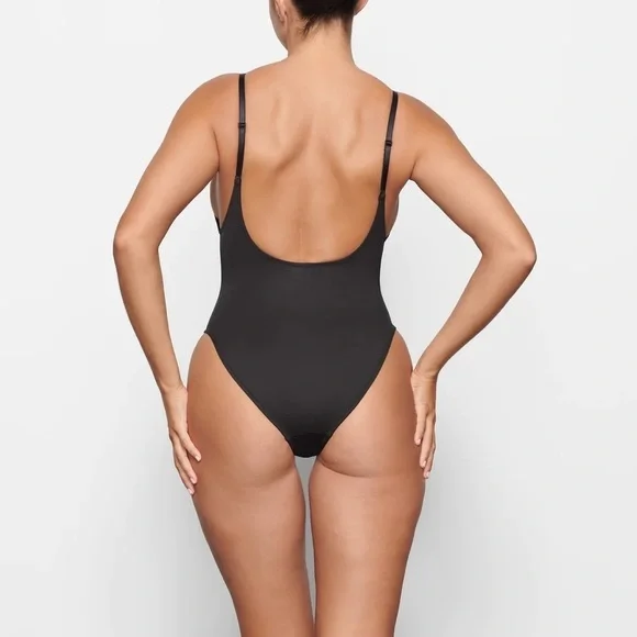 Skims Signature Swim Scoop Neck One Piece Swimsuit Onyx Black Size 2X - Picture 3 of 9